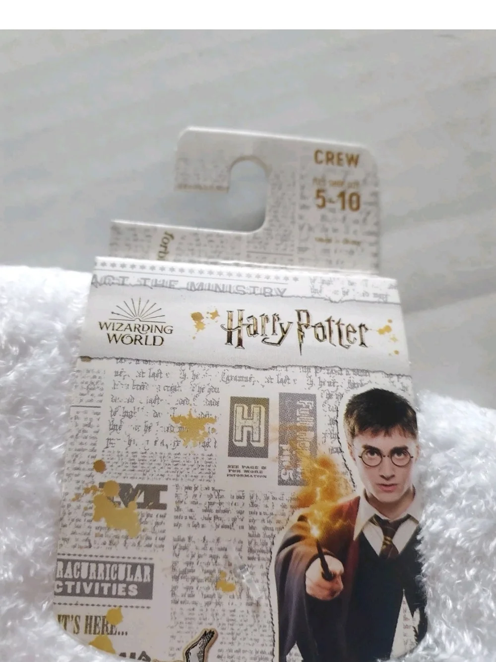 Warner Bros. Harry Potter Plush Adult Hedwig Snowy Owl Crew Socks $15.00